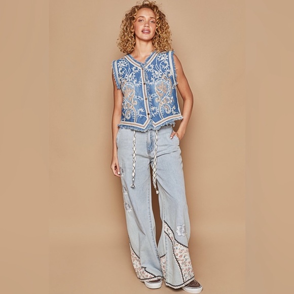 POL Western Fringe Denim Vest Boho Embroidered Detail - Picture 4 of 5